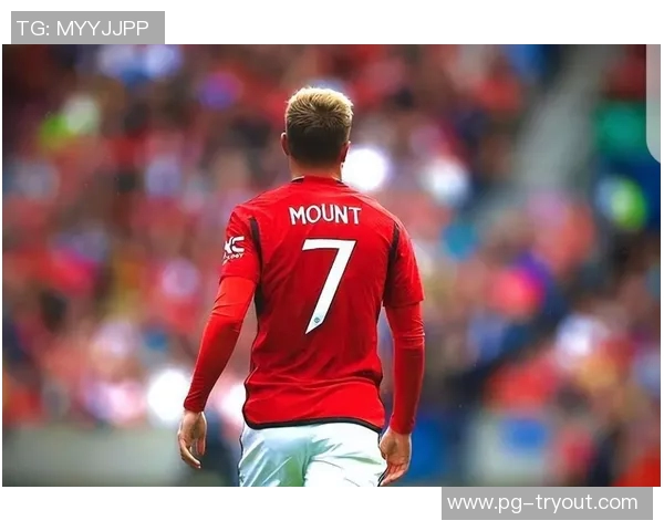 英超激战尤文图斯大胜曼联六比二绝杀时刻点燃全场激情