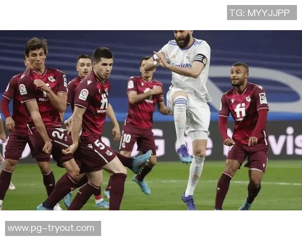 欧冠激战马竞与本菲卡握手言和争议判罚引发全场热议