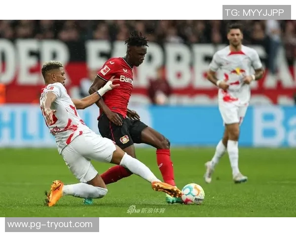 意甲激战莱比锡与里昂鏖战至平局补时进球点燃全场激情