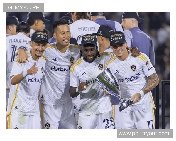 德甲精彩对决那不勒斯3-0战胜波尔图神扑瞬间点燃全场激情