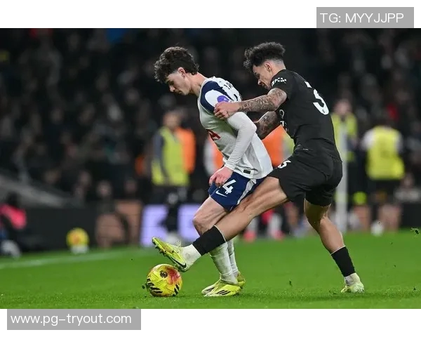 中超激战曼城与热刺握手言和绝杀瞬间点燃全场激情